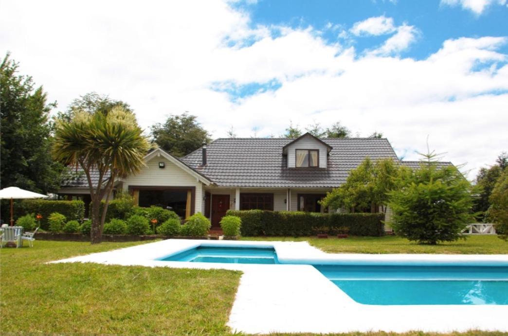 Merken Bed & Breakfast Villarrica Bagian luar foto